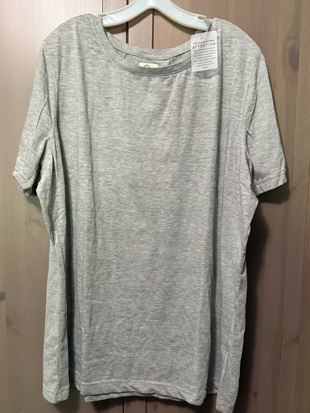 Women’s Heather Gray Short-Sleeve Crewneck Tee, 3XL
